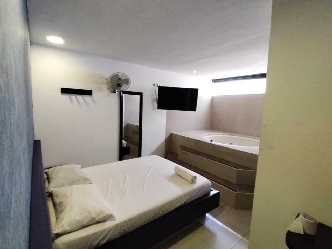 Hotel Country Медельин Экстерьер фото